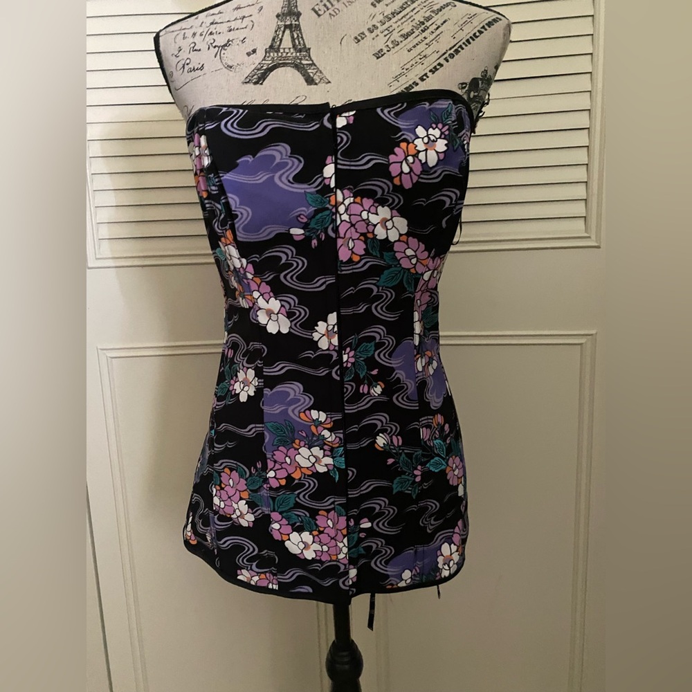 Torrid black floral hook eye corset NWT